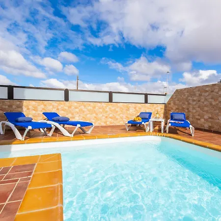 ヴィラ Eugina ティアス