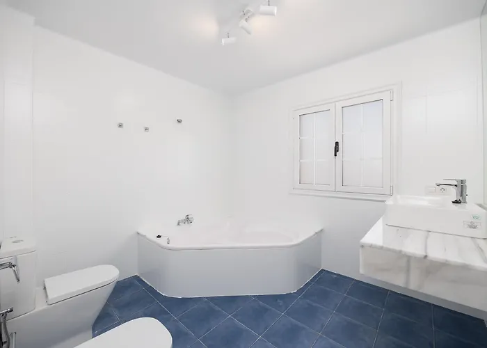 Eugina Villa